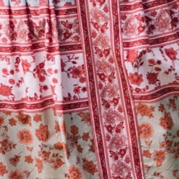 Gal Meets Glam Printed Fit and Flare Dress - Picture 6 of 14